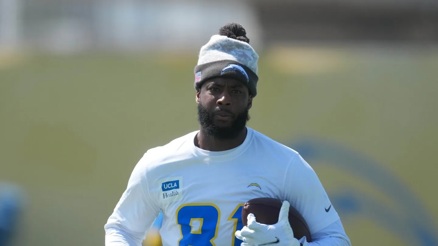 Mike Williams Beri Tahu Chargers Soal Pensiunnya