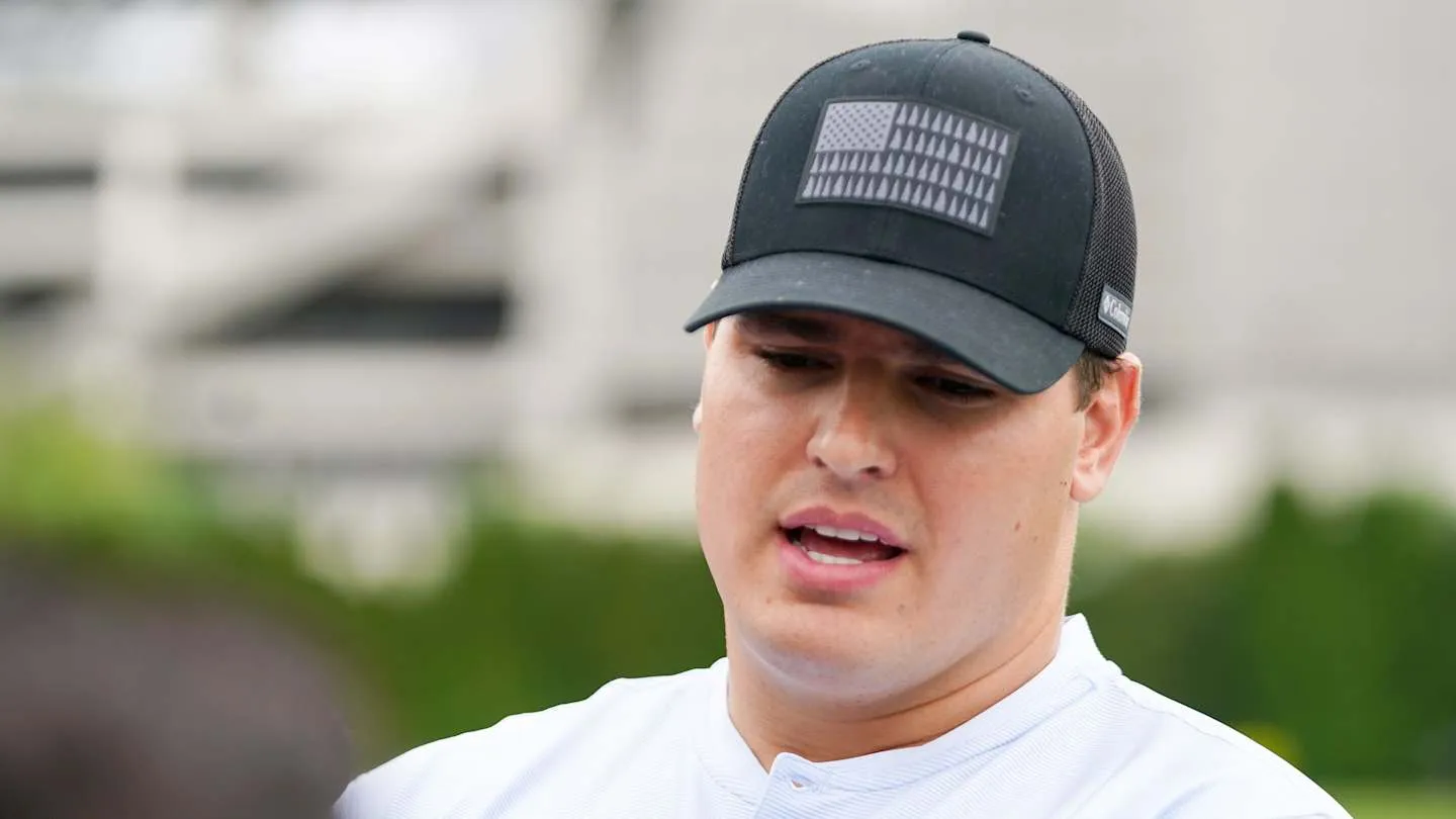 Laporan: Perkembangan Baru dalam Situasi Kontrak Trey Hendrickson