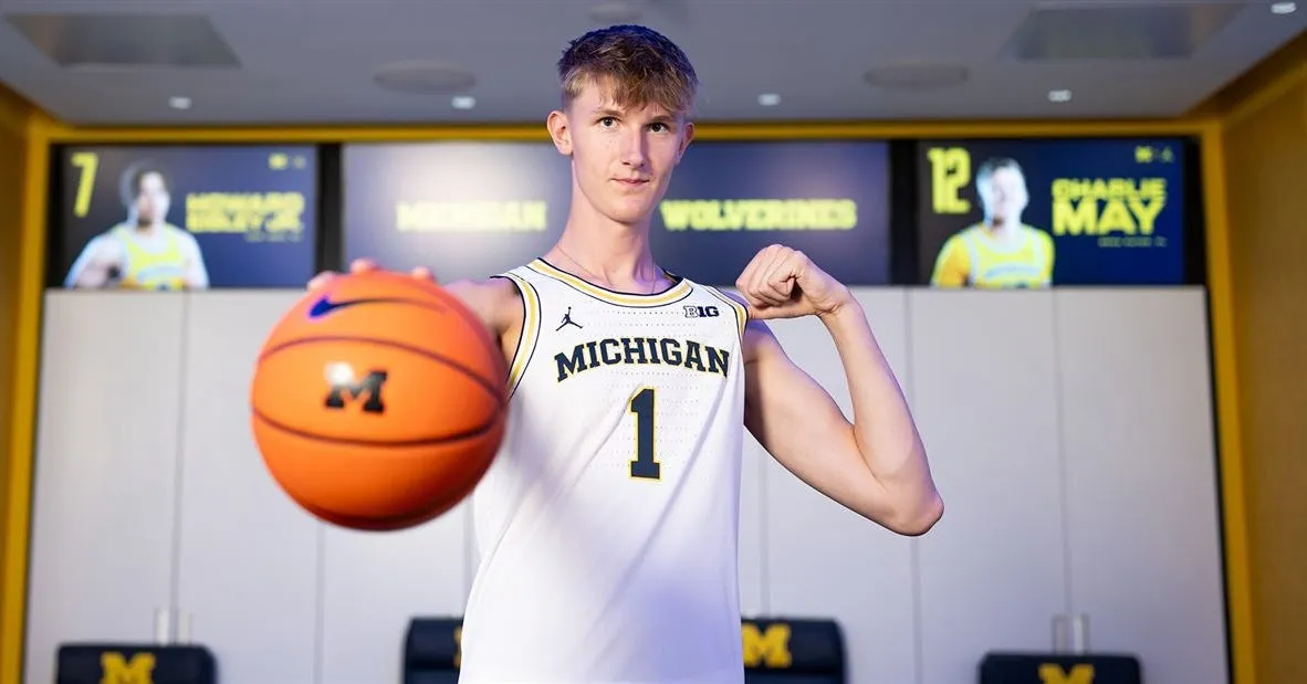 Pemain Besar Denmark 7'3" Marcus Moller Berkomitmen ke Michigan