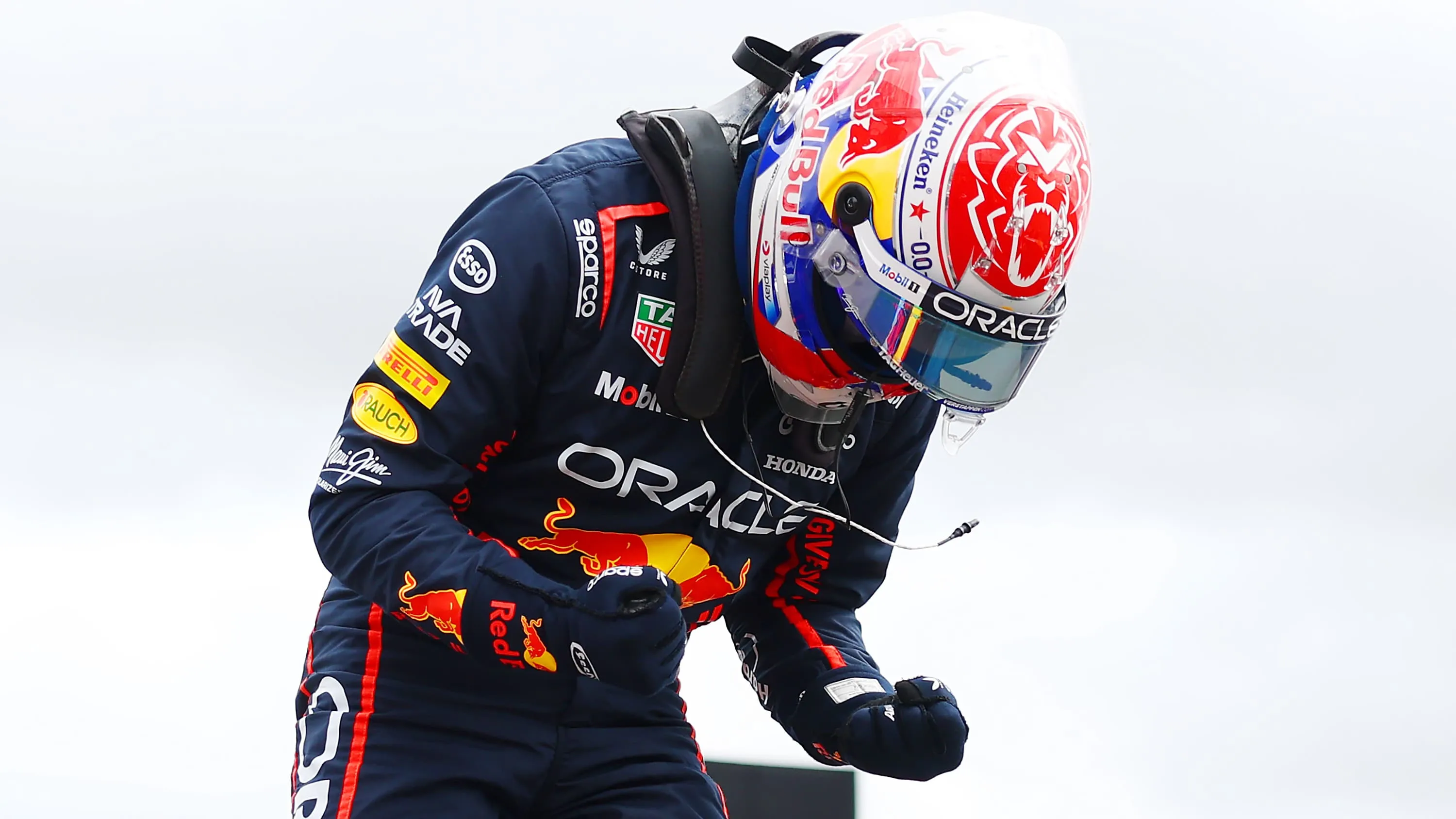 Verstappen Rebut Pole di Silverstone, Ungguli Piastri dan Norris